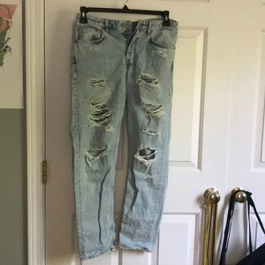 H&M Distressed Boyfriend Jeans
